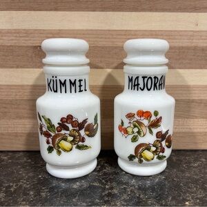 1970s Italian Giorgi milk glass spice jars Kümmel Caraway Majoran Marjoram